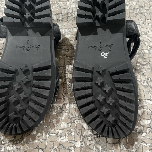 Sam Edelman - Picture 2 of 2